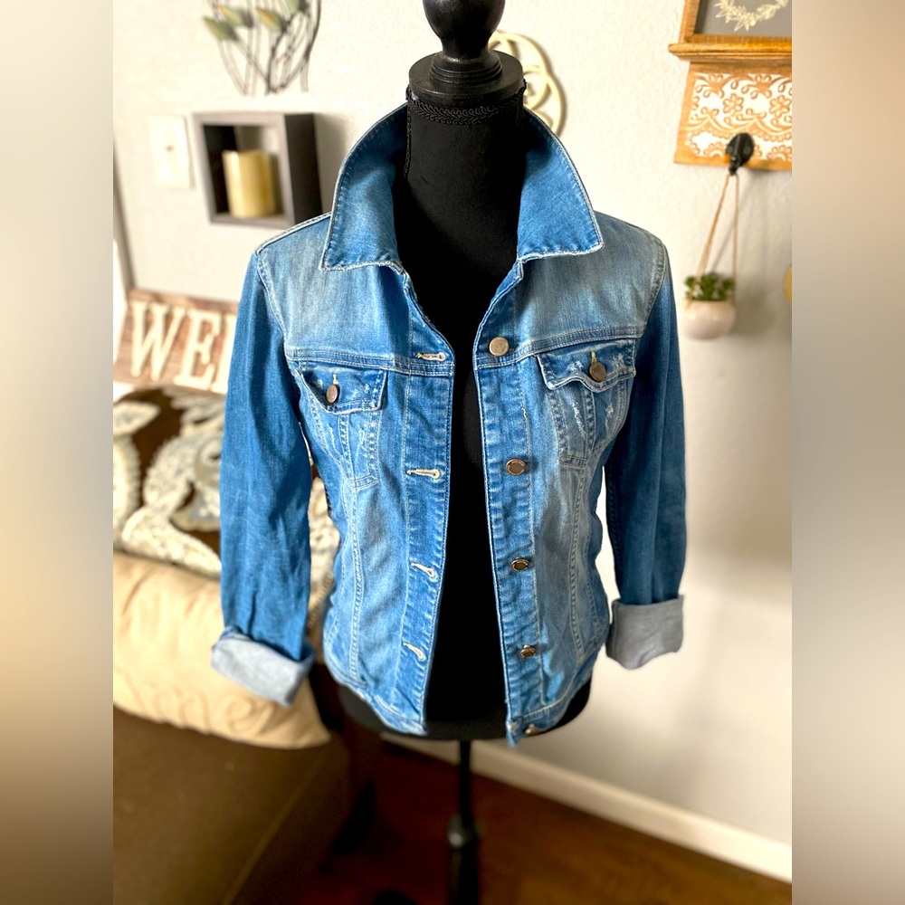 Zara stretch 1975 denim jacket